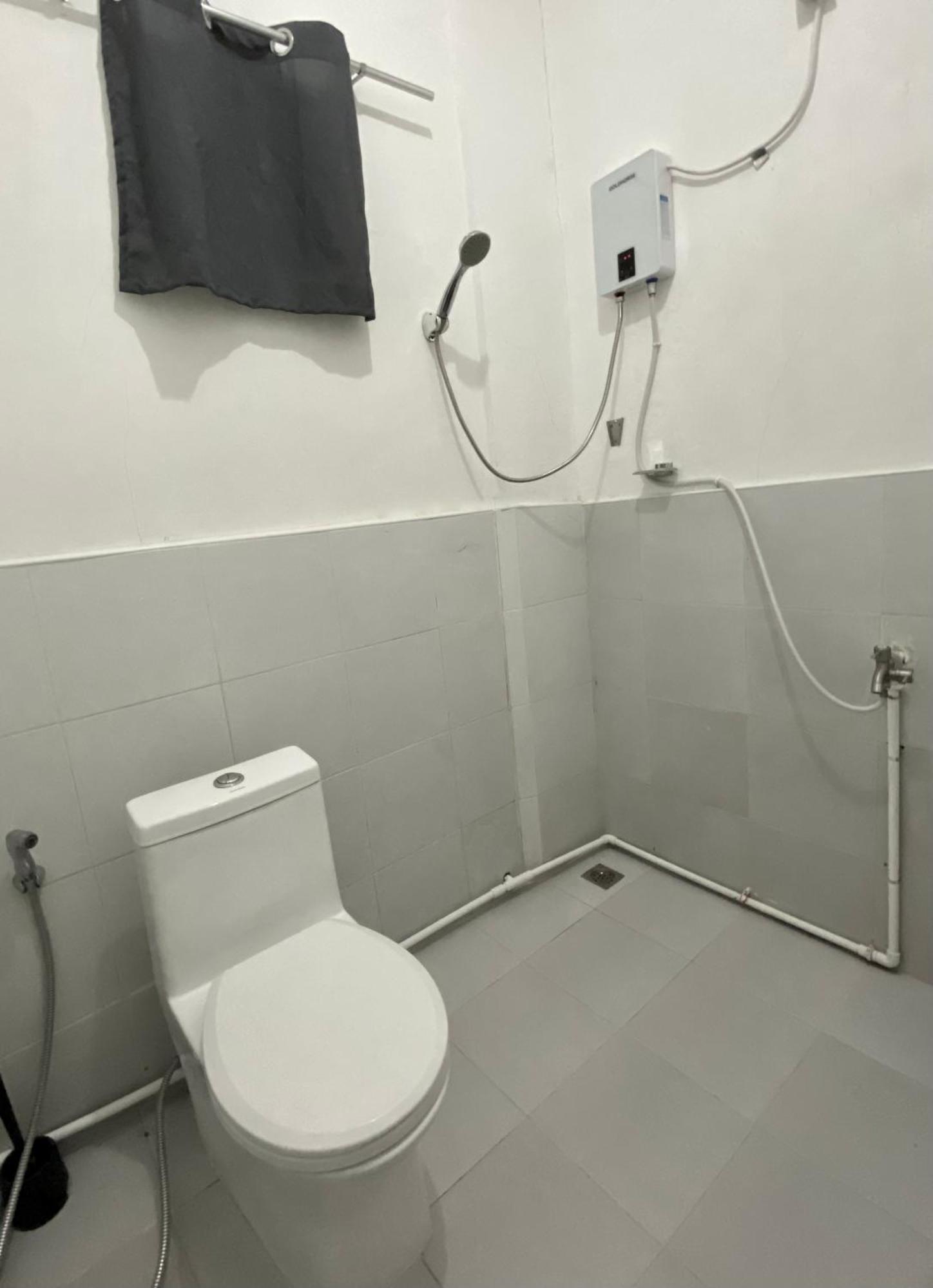 Reddot Guest House 제너럴 루나 외부 사진